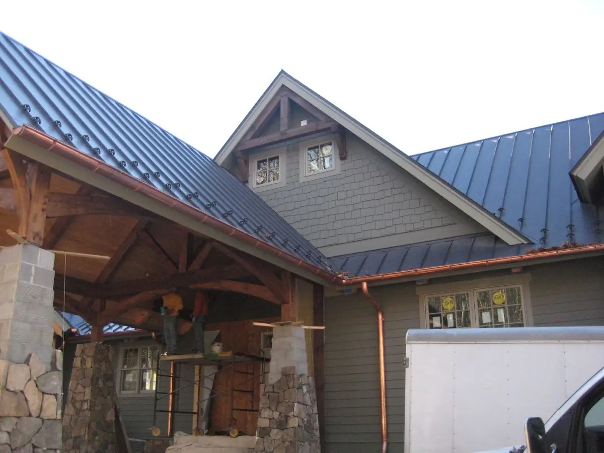 Craftsman Roofing team delivering quality roofing work in Willet